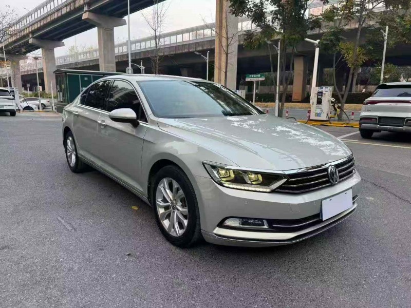 长沙19年大众迈腾3