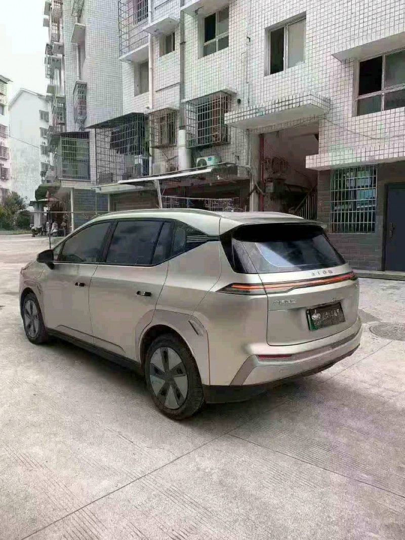 张家界24年传祺埃安Y7