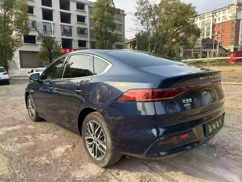 衡阳24年比亚迪秦8