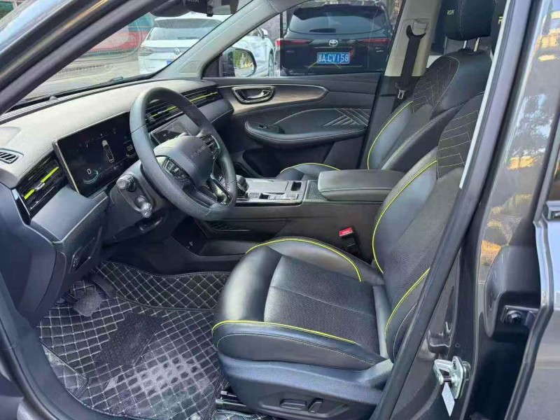 长沙22年荣威RX57