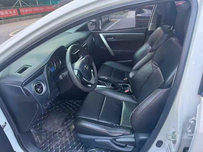 长沙19年丰田雷凌6