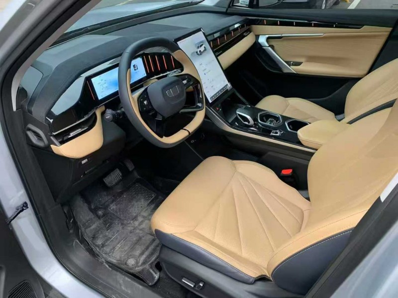 长沙23年吉利博越7