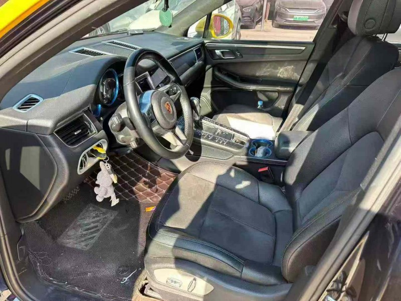 淄博17年保时捷Macan4