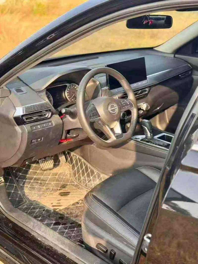 湛江24年日产天籁4