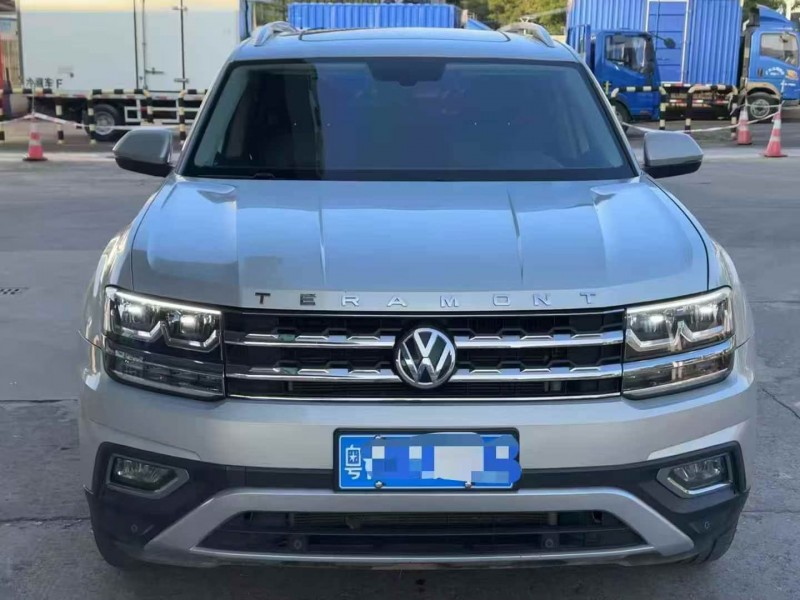 深圳18年大众途昂1