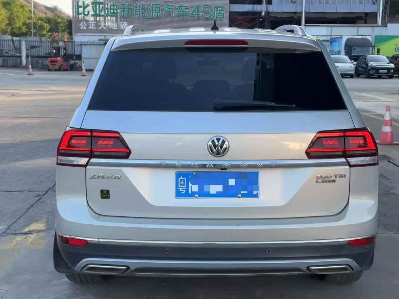 深圳18年大众途昂9