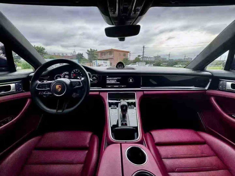 深圳22年保时捷帕拉梅拉5