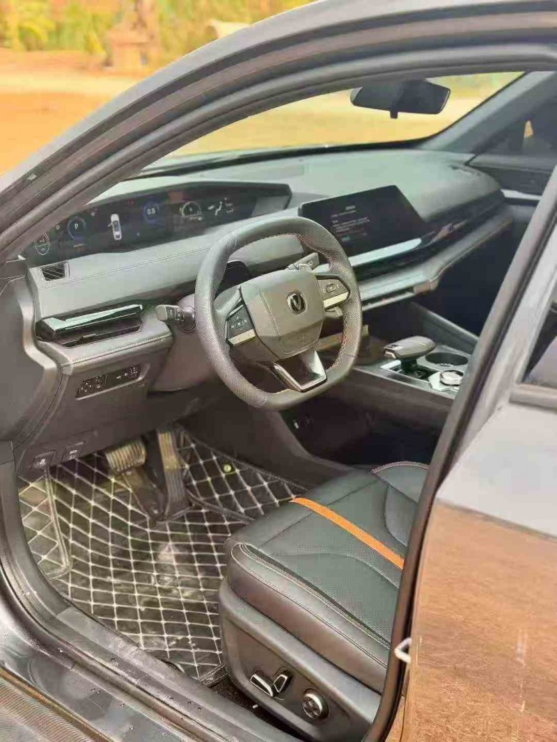 湛江24年长安汽车UNI6