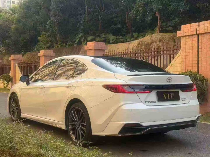 江门25年丰田凯美瑞8