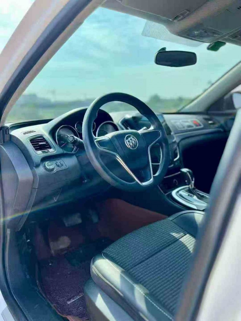 汕头17年别克君威4