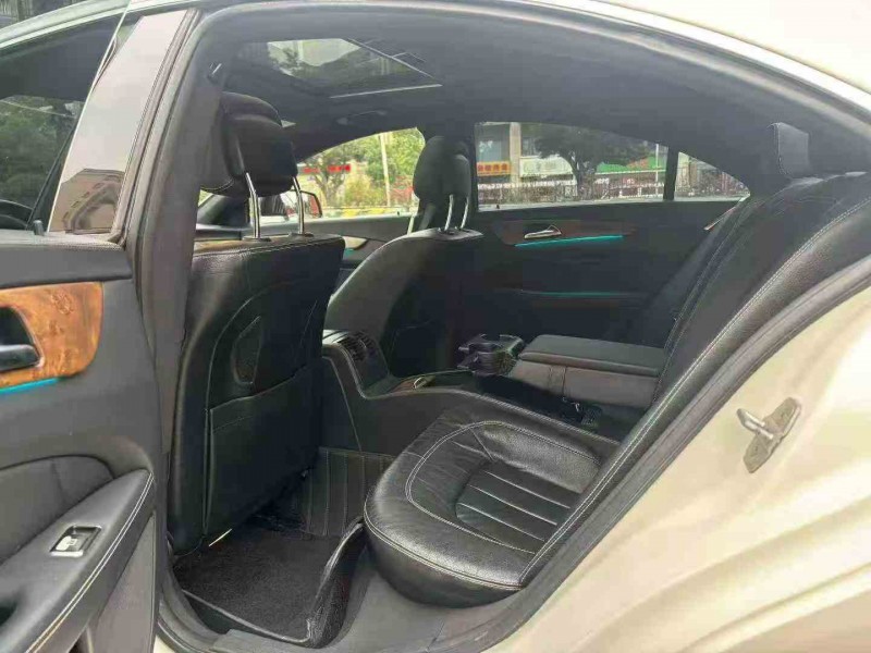 佛山13年奔驰CLS5