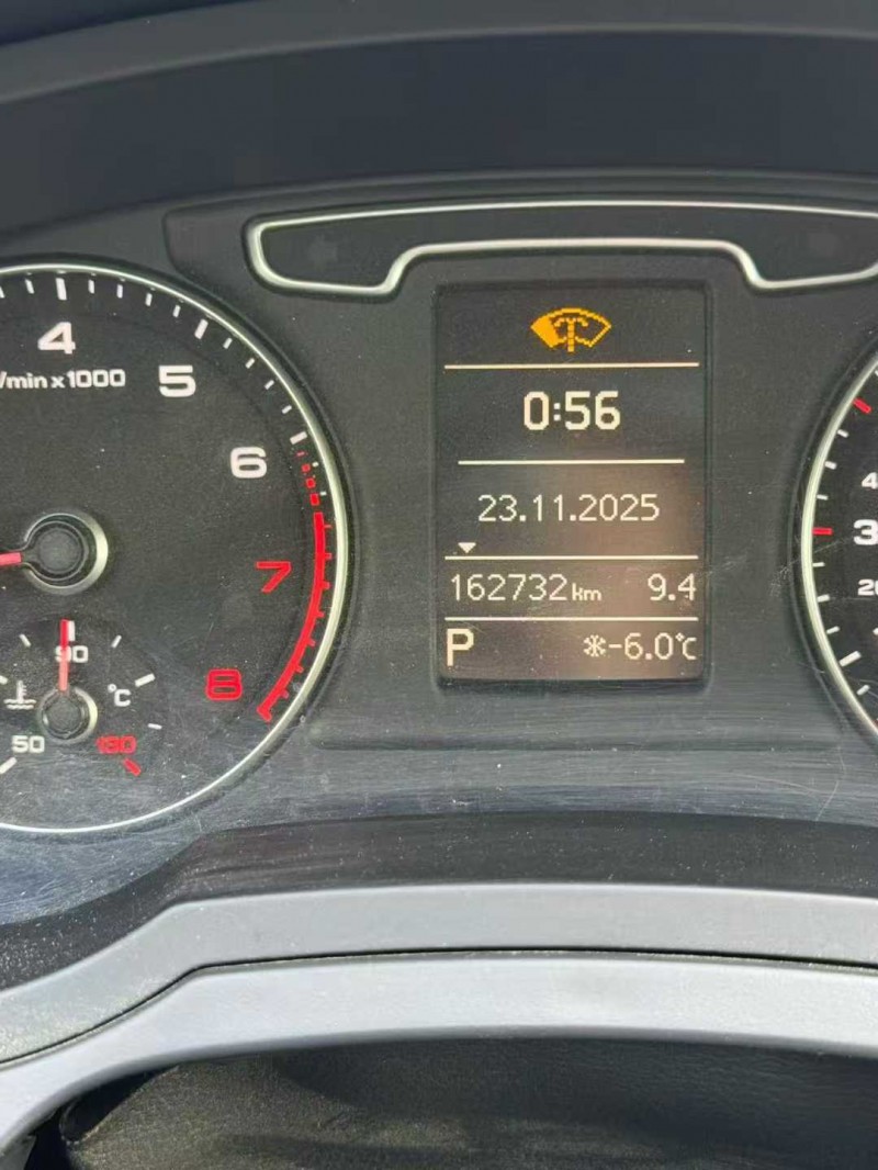 呼和浩特15年奥迪Q36