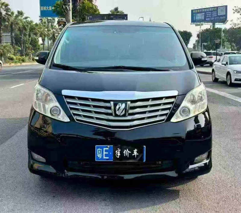 湛江10年丰田埃尔法1