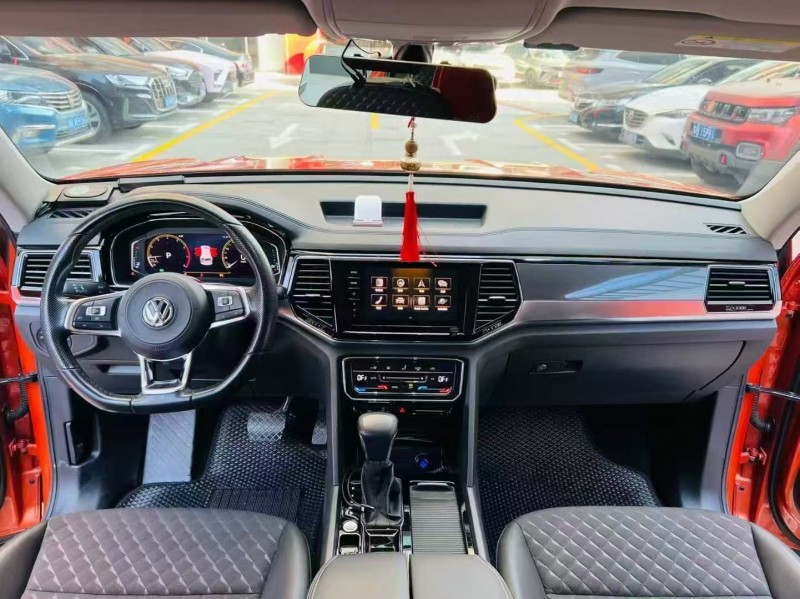 广州20年大众途昂5