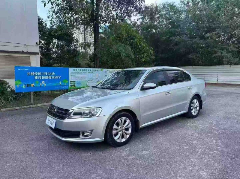 南宁19年大众朗逸2