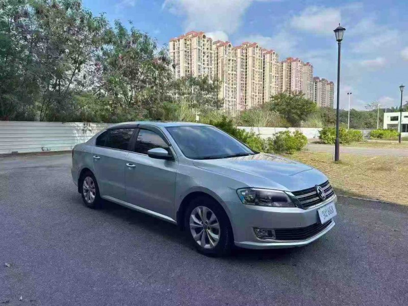 南宁19年大众朗逸3