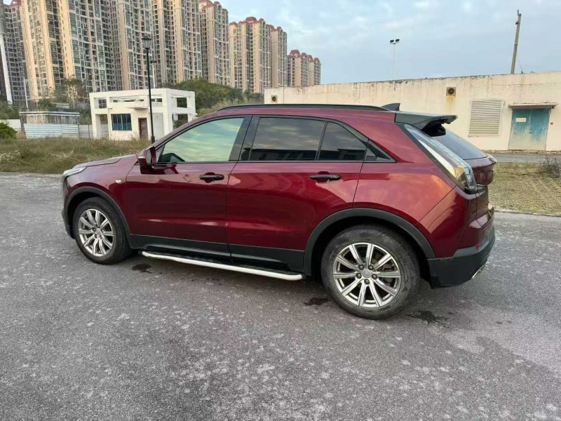 南宁19年凯迪拉克XT47