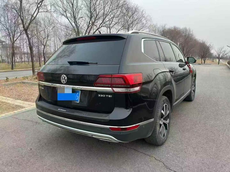 青岛20年大众途昂8