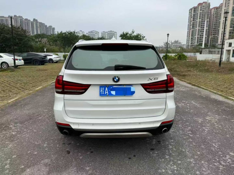 南宁14年宝马X59
