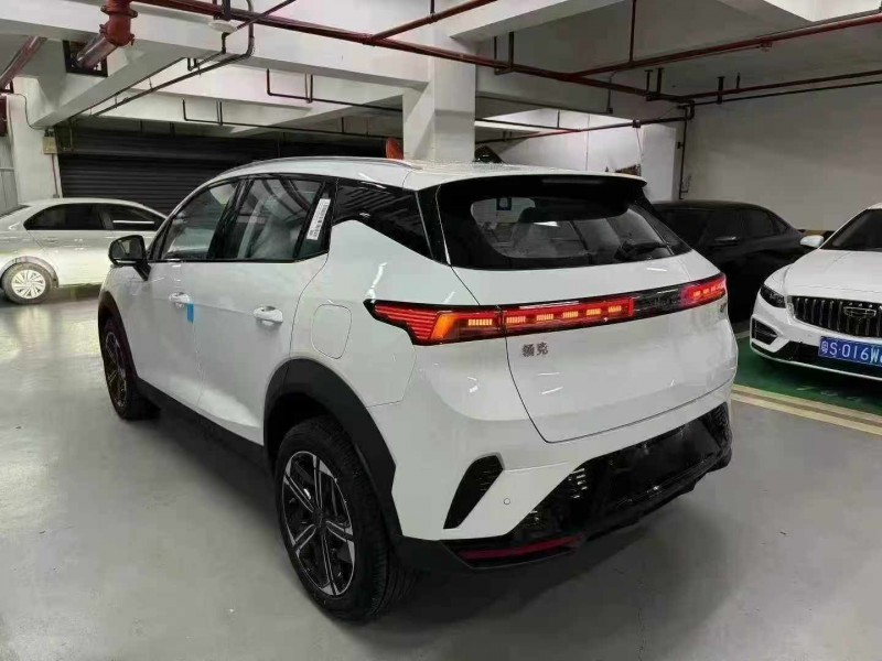 成都23年领克067