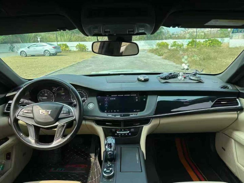 南宁19年凯迪拉克CT65