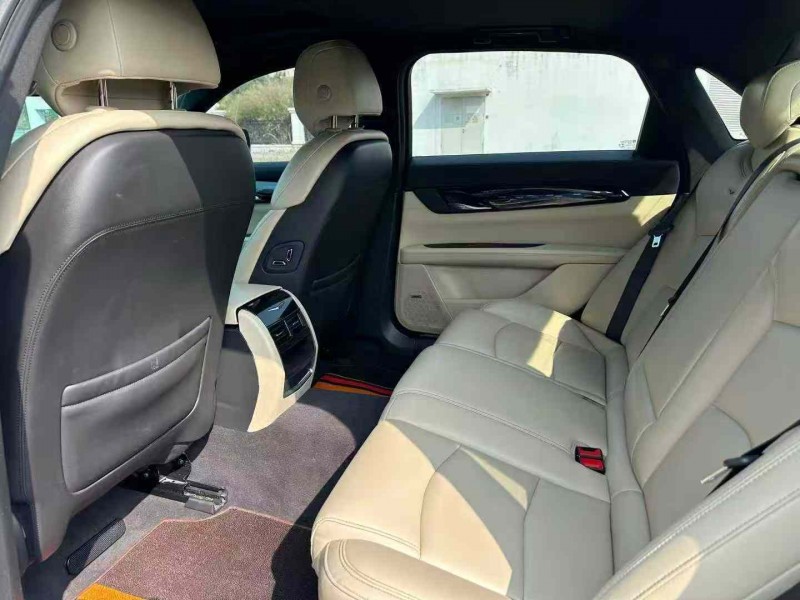 南宁19年凯迪拉克CT66