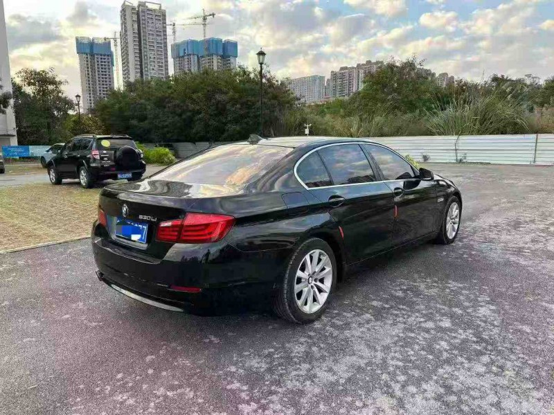 南宁13年宝马5系8