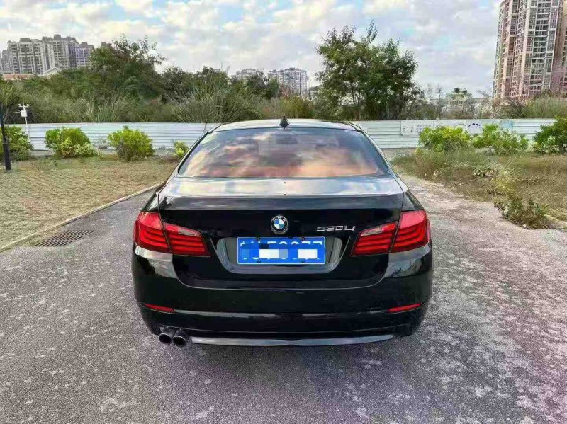 南宁13年宝马5系9