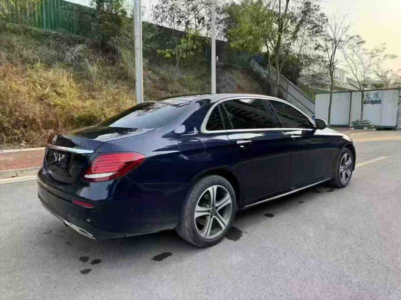 南宁18年奔驰E7