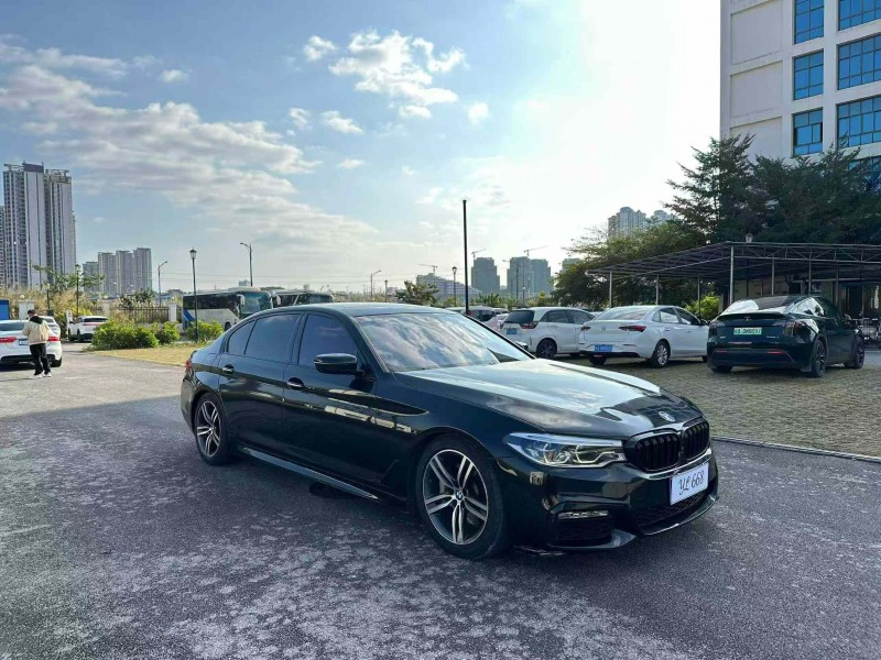 南宁18年宝马5系3