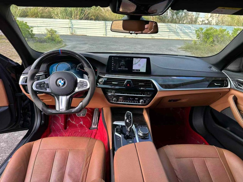 南宁18年宝马5系5