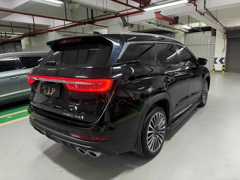 成都23年奇瑞捷途7