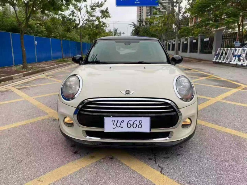 南宁18年MINICooper1