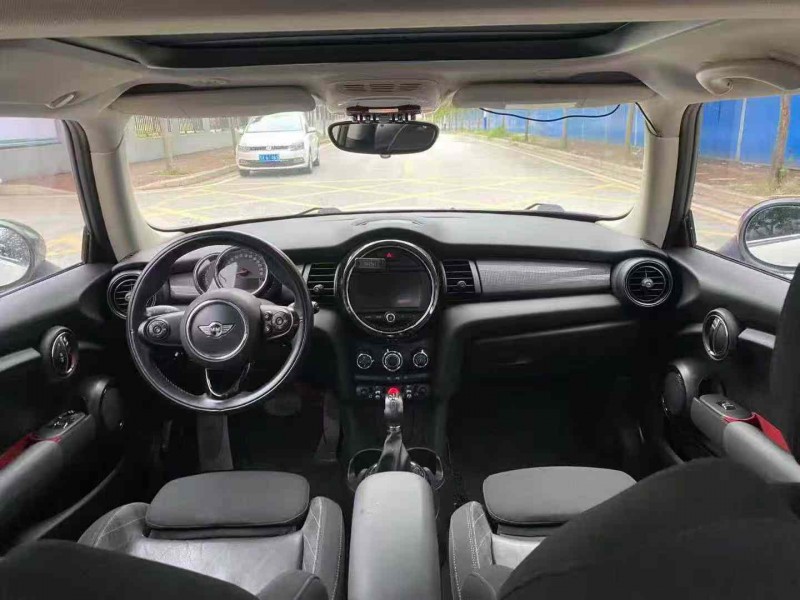 南宁18年MINICooper5