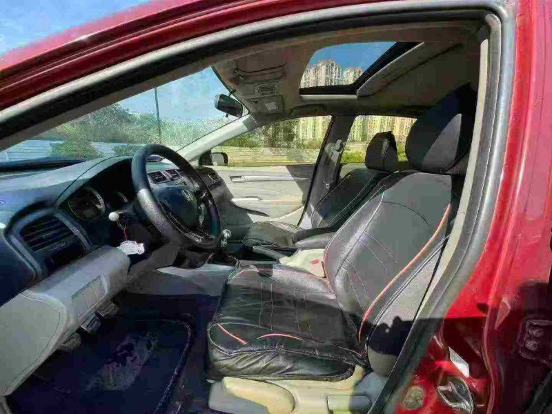 南宁11年本田锋范4