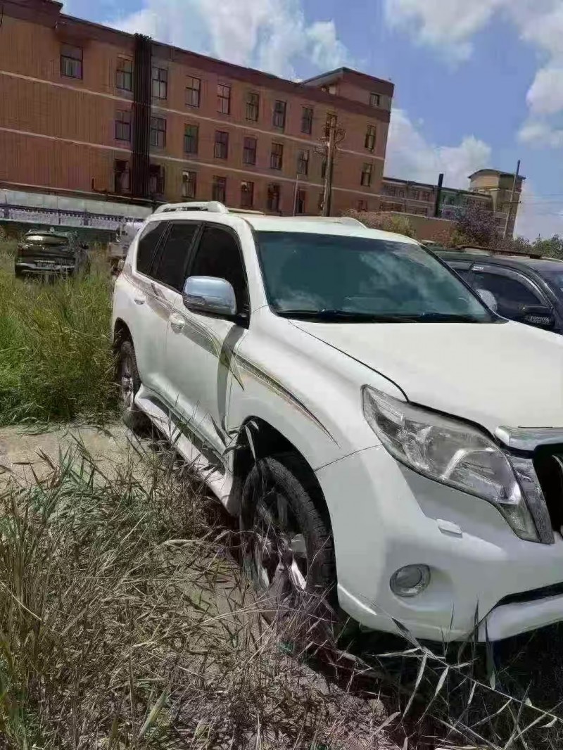 菏泽14年丰田普拉多2