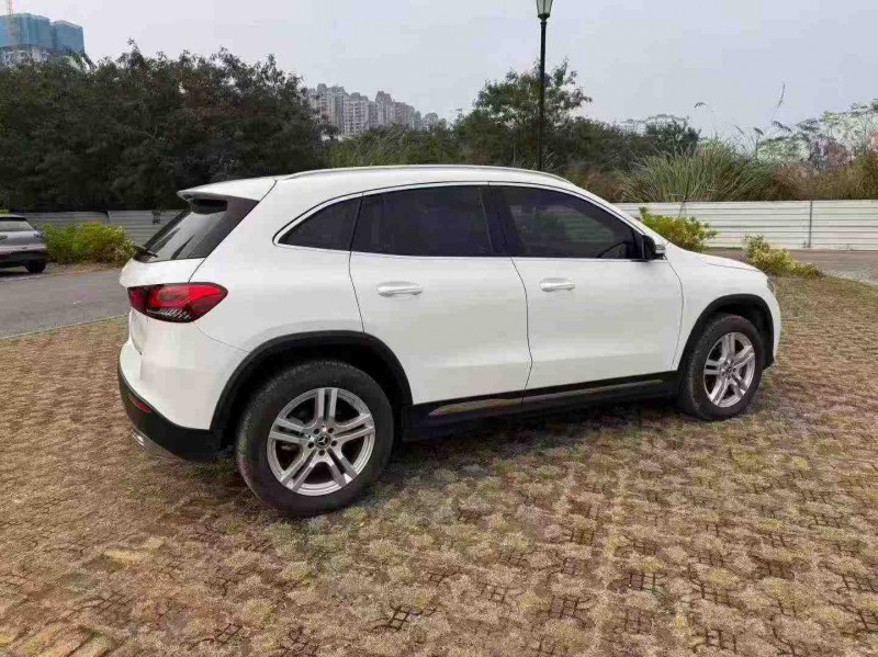 南宁23年奔驰GLA7