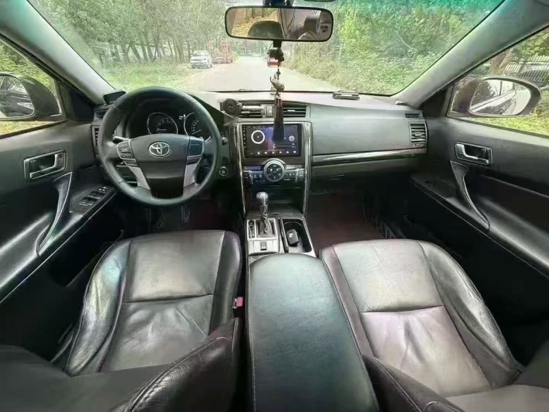 菏泽14年丰田锐志5