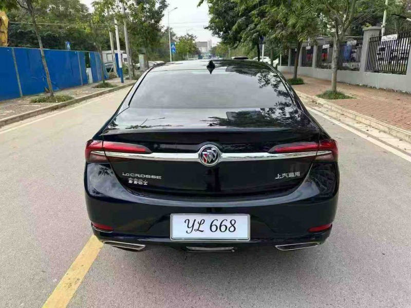 南宁21年别克君越9