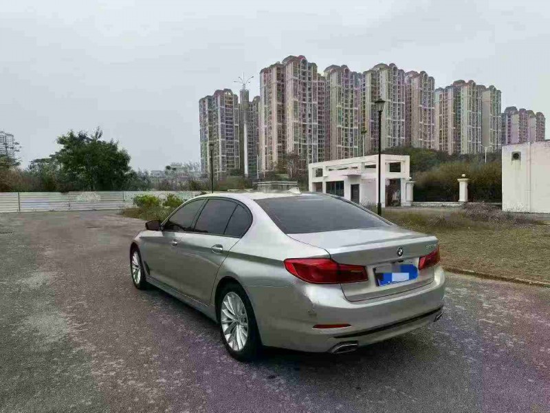 南宁19年宝马5系7