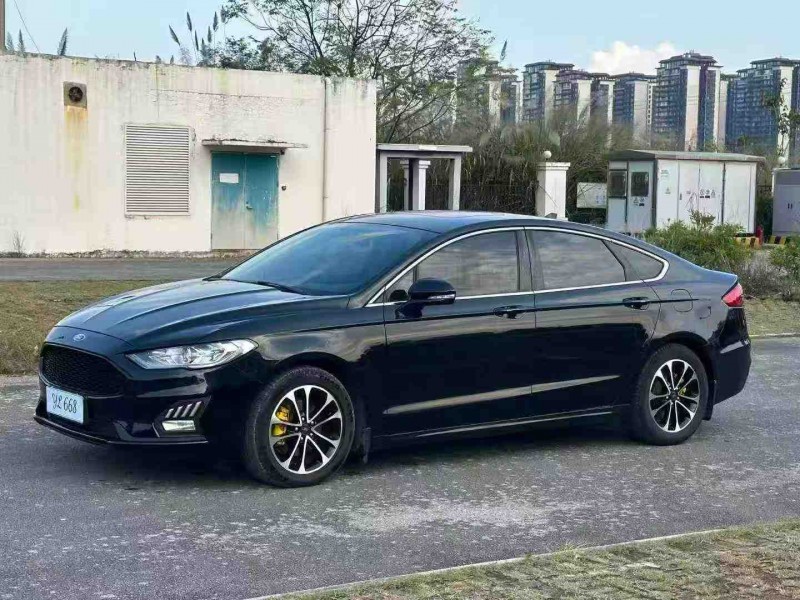 南宁21年福特蒙迪欧3