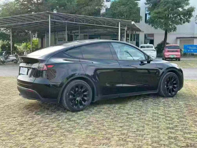 南宁22年特斯拉MODEL Y8