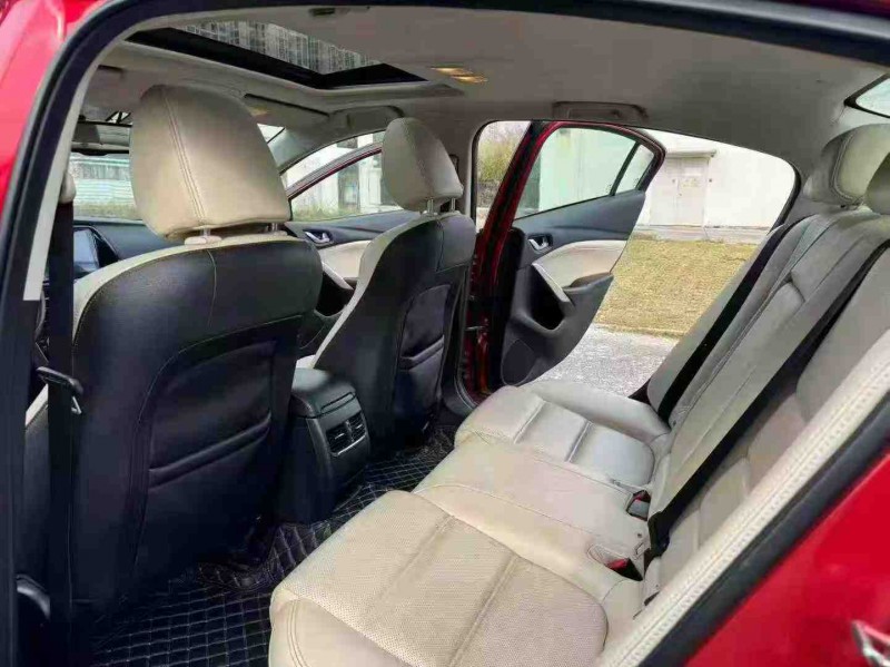 南宁14年马自达阿特兹6