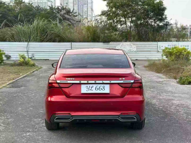 南宁19年吉利缤瑞9