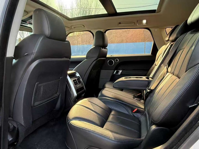 青岛18年路虎揽胜运动5