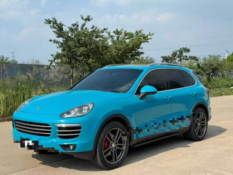 青岛18年保时捷卡宴2