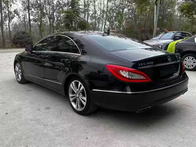 徐州14年奔驰CLS7