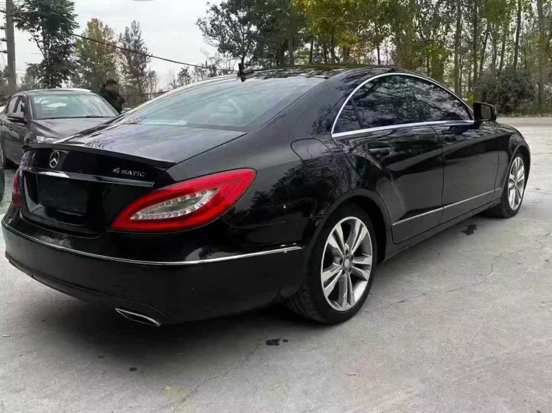 徐州14年奔驰CLS8