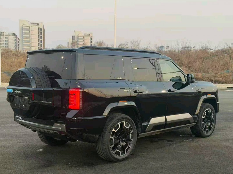 石家庄25年比亚迪方程豹4