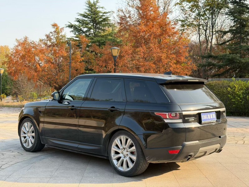 青岛17年路虎揽胜运动4